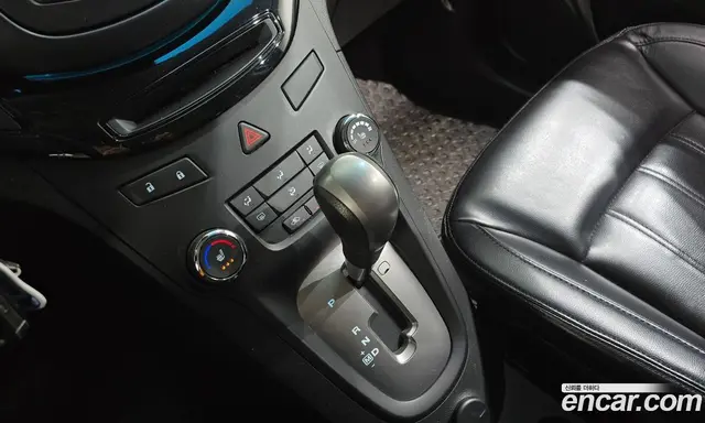 Chevrolet Orlando 2013 2.0 автомат (гидро), миниатюра 12