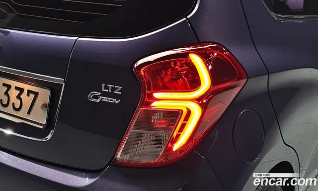 Chevrolet Spark 2016 1.0 автомат (гидро), миниатюра 9
