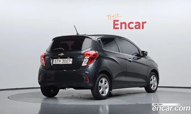 Chevrolet Spark 2017 1.0 автомат (гидро), миниатюра 2