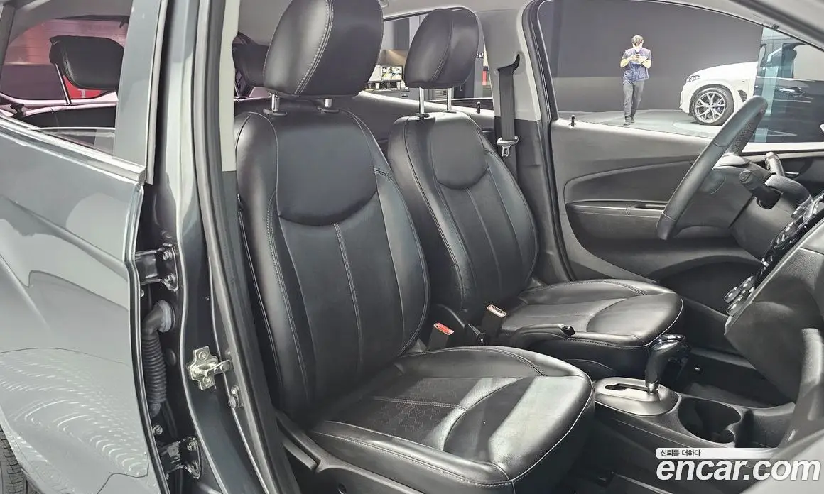 Chevrolet Spark 2017 1.0 автомат (гидро), фото 17