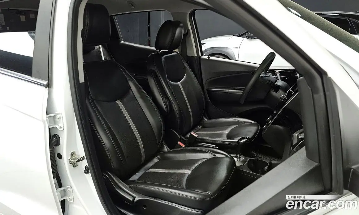 Chevrolet Spark 2020 1.0 автомат (гидро), фото 13