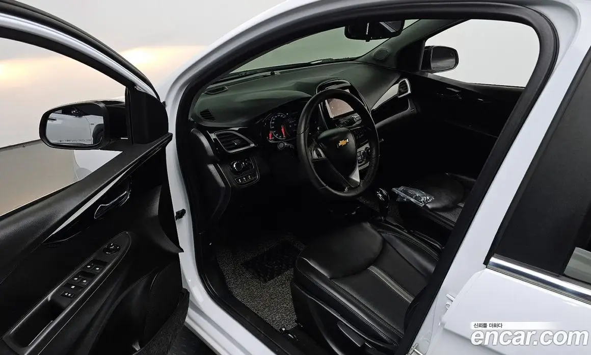 Chevrolet Spark 2020 1.0 автомат (гидро), фото 17