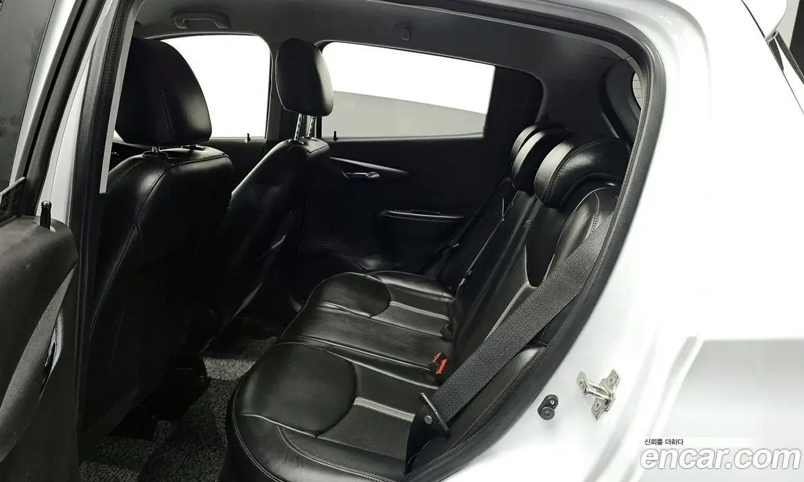 Chevrolet Spark 2020 1.0 автомат (гидро), фото 18
