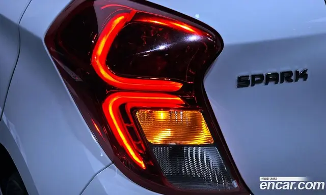 Chevrolet Spark 2020 1.0 автомат (гидро), миниатюра 9
