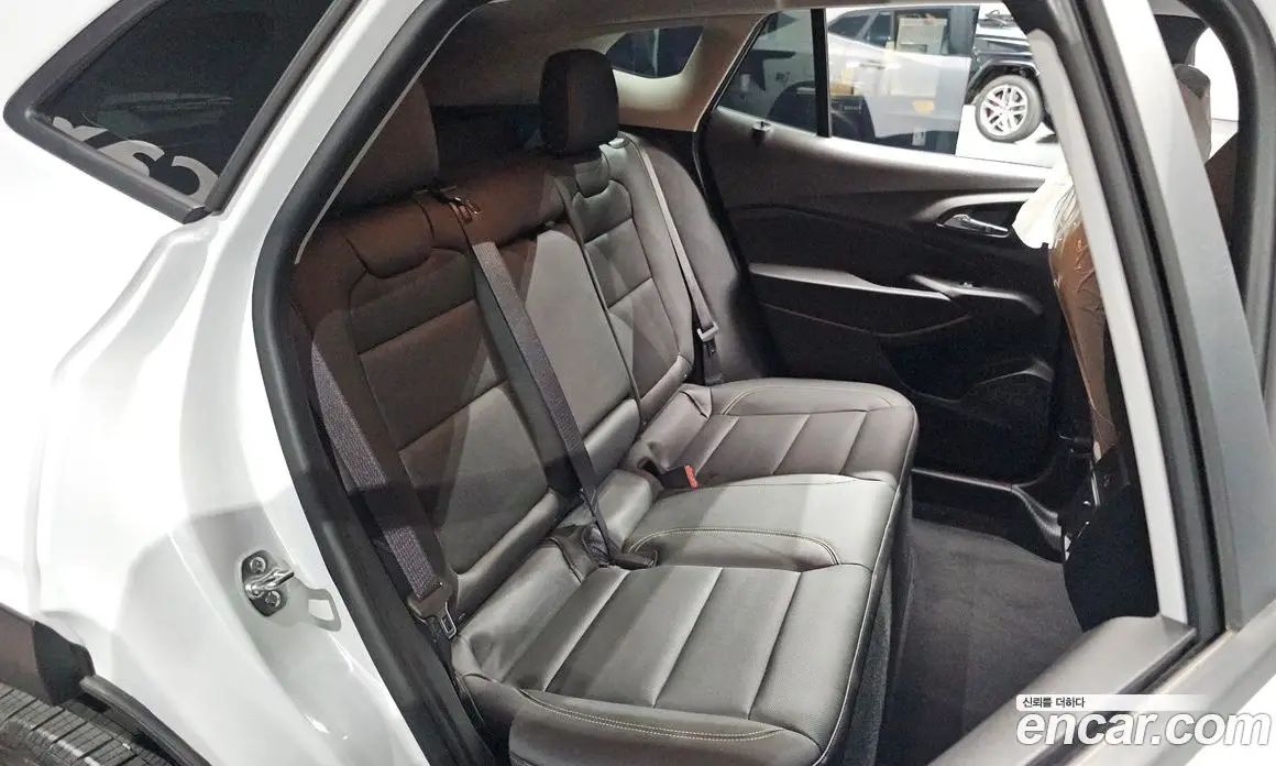 Chevrolet Trax 2024 1.2 автомат (гидро), фото 17