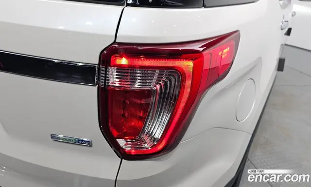 Ford Explorer 2018 2.3 автомат (гидро), миниатюра 8 Ford Explorer 2018 2.3 автомат (гидро), миниатюра 8