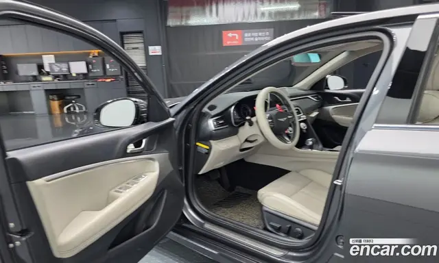 Genesis G70 2018 2.2 автомат (гидро), миниатюра 12