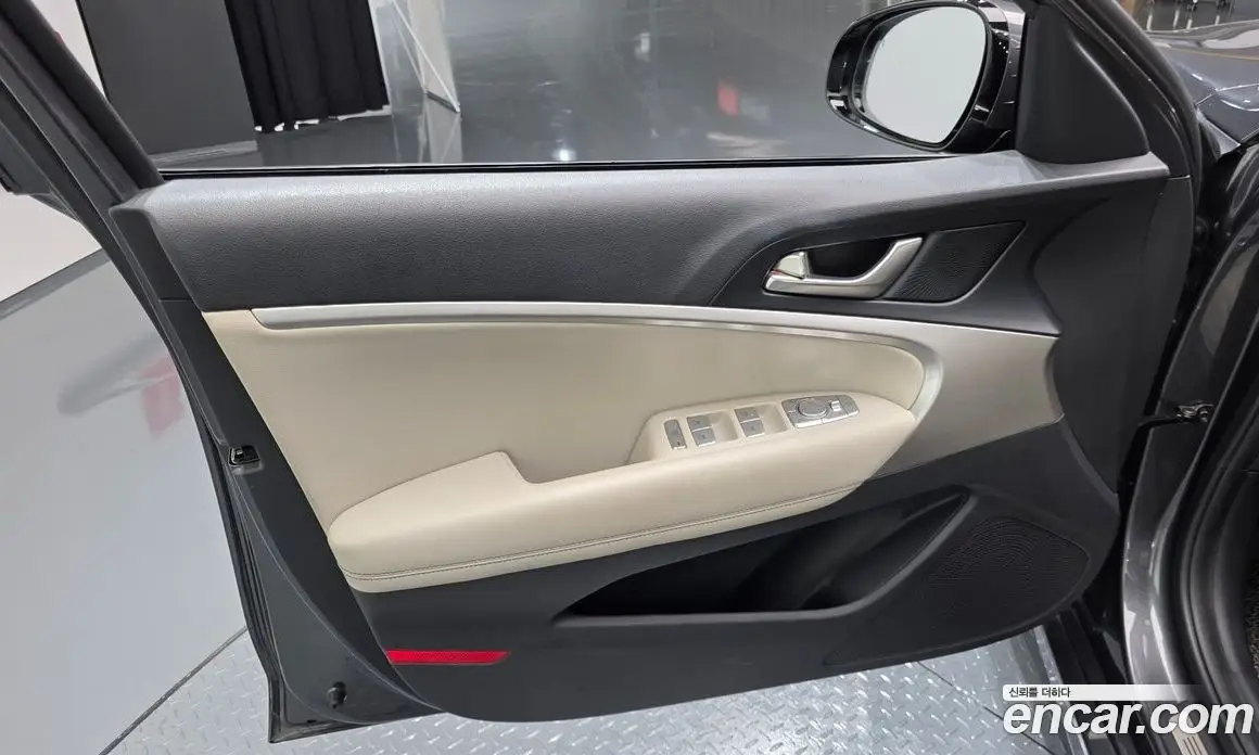 Genesis G70 2018 2.2 автомат (гидро), фото 13