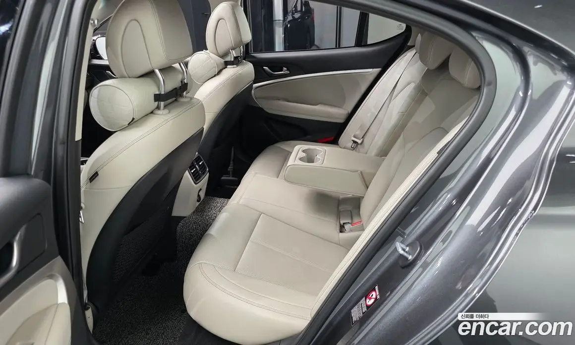 Genesis G70 2018 2.2 автомат (гидро), фото 17