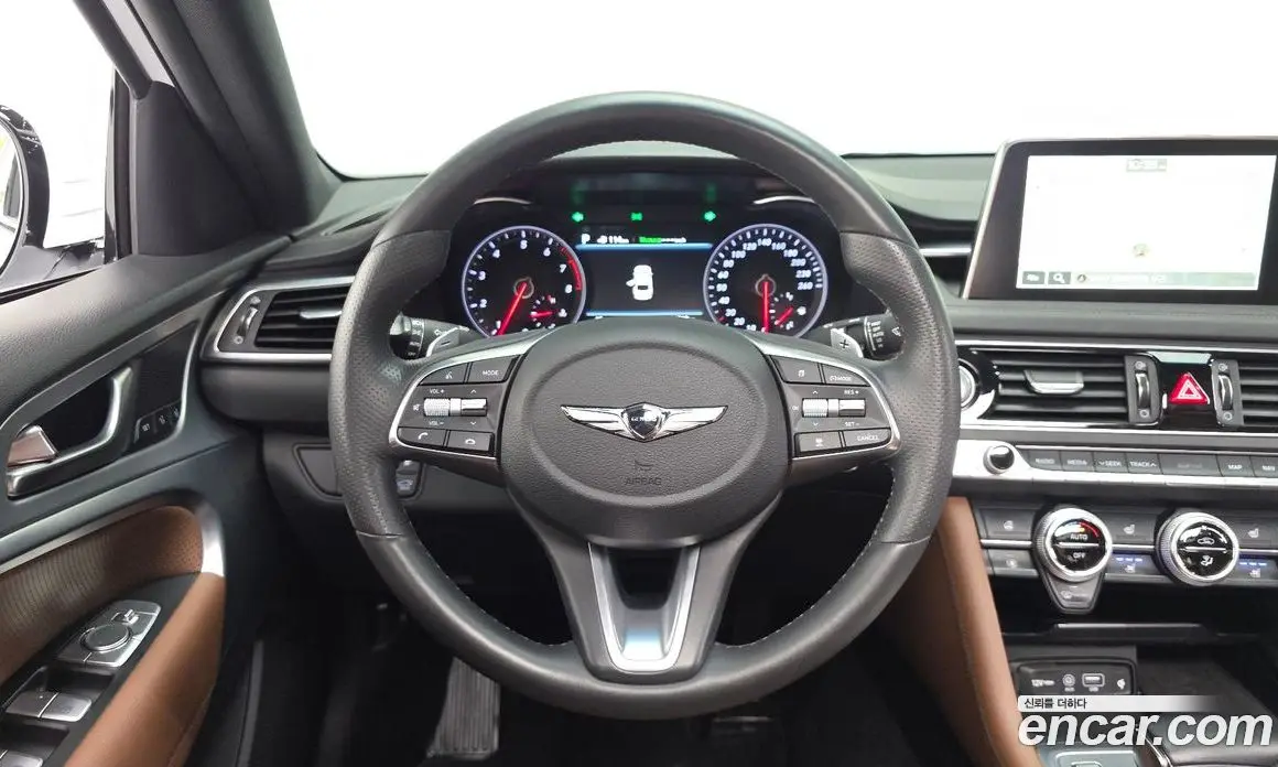 Genesis G70 2019 2.0 автомат (гидро), фото 19 Genesis G70 2019 2.0 автомат (гидро), фото 19