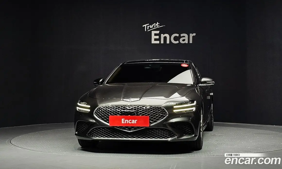 Genesis G70 2023 2.0 автомат (гидро), фото 3