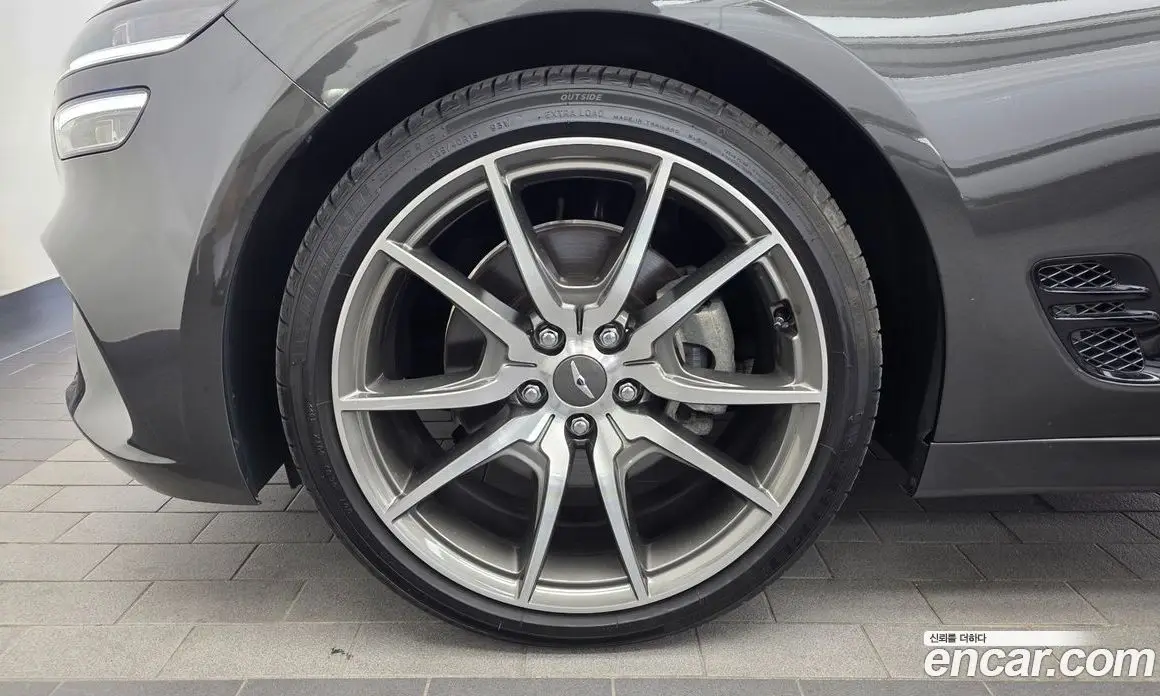 Genesis G70 2023 2.0 автомат (гидро), фото 5