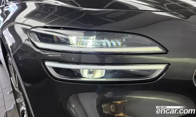 Genesis G70 2023 2.0 автомат (гидро), миниатюра 8