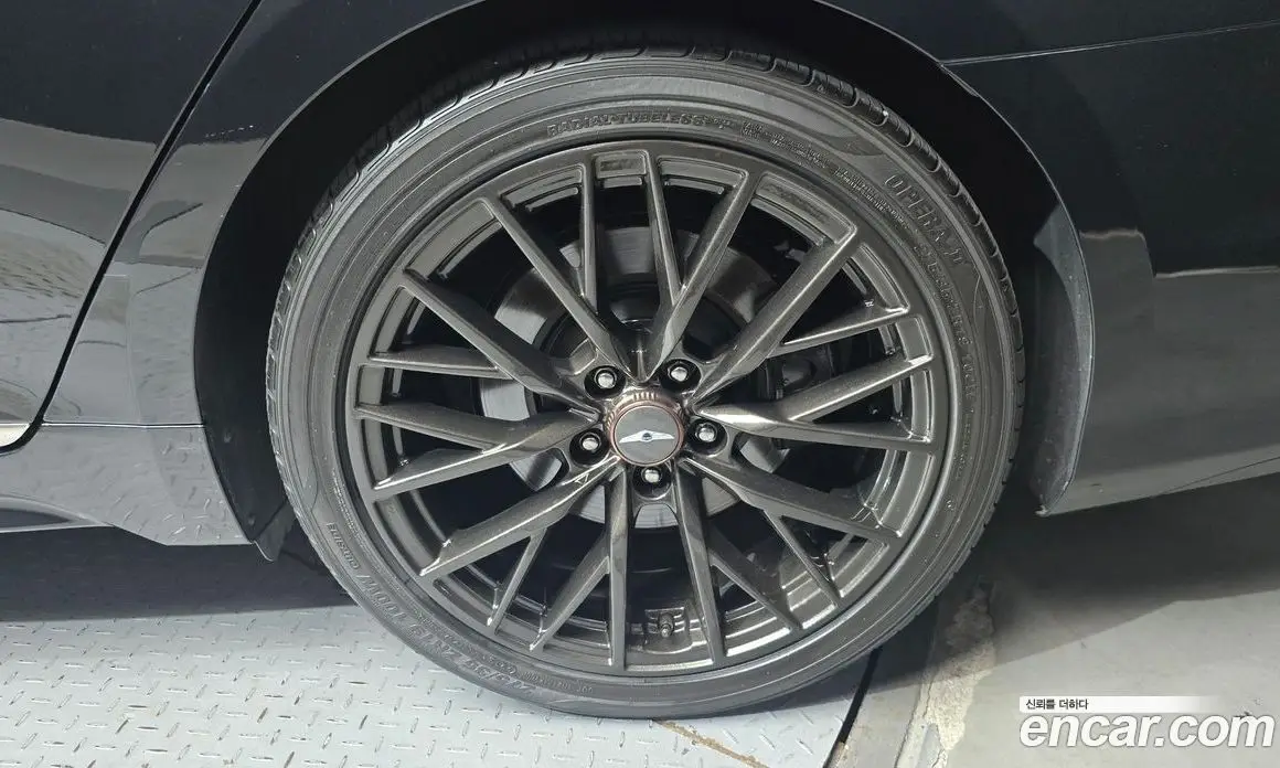Genesis G80 2016 3.3 автомат (гидро), фото 7