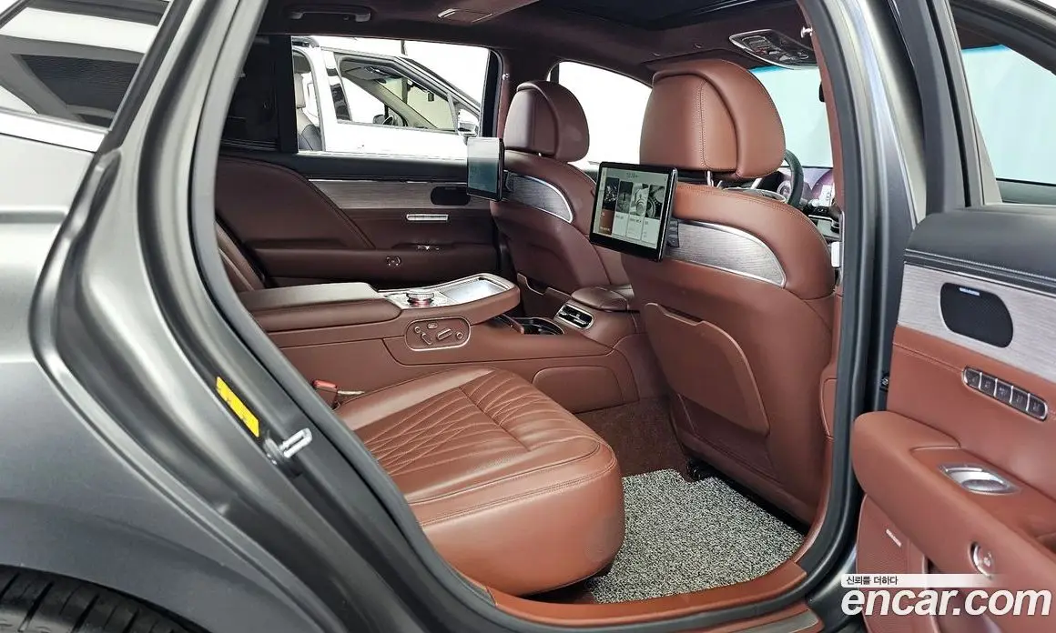 Genesis G90 2023 3.5 автомат (гидро), фото 18 Genesis G90 2023 3.5 автомат (гидро), фото 18