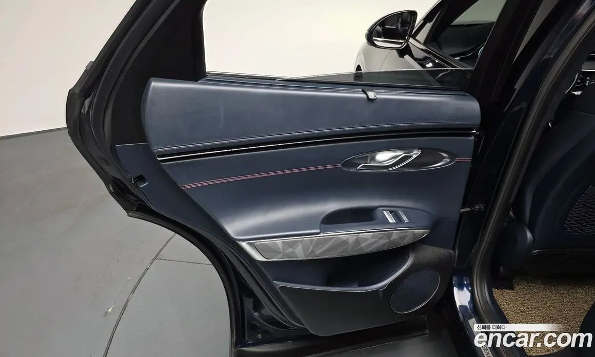 Genesis GV70 2021 2.5 автомат (гидро), фото 14