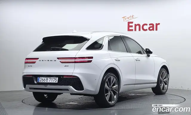 Genesis GV70 2021 2.2 автомат (гидро), миниатюра 2