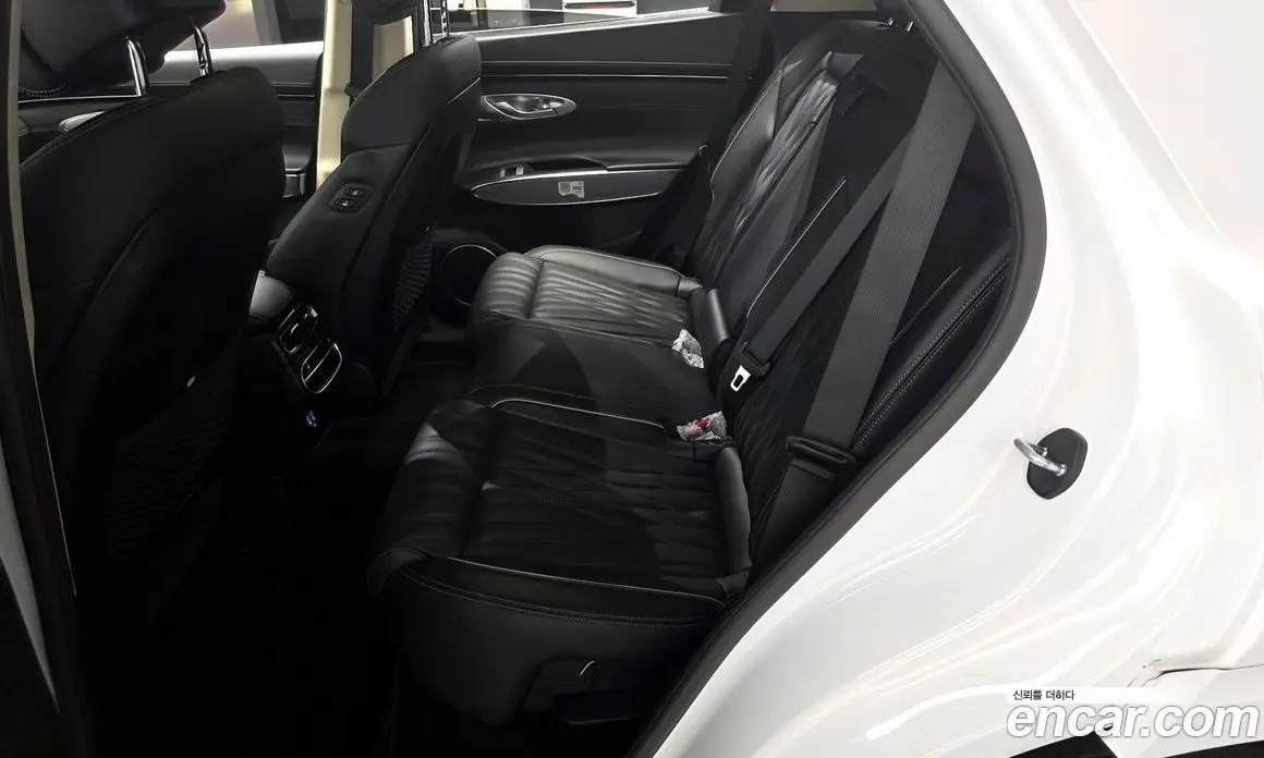 Genesis GV70 2021 2.2 автомат (гидро), фото 18