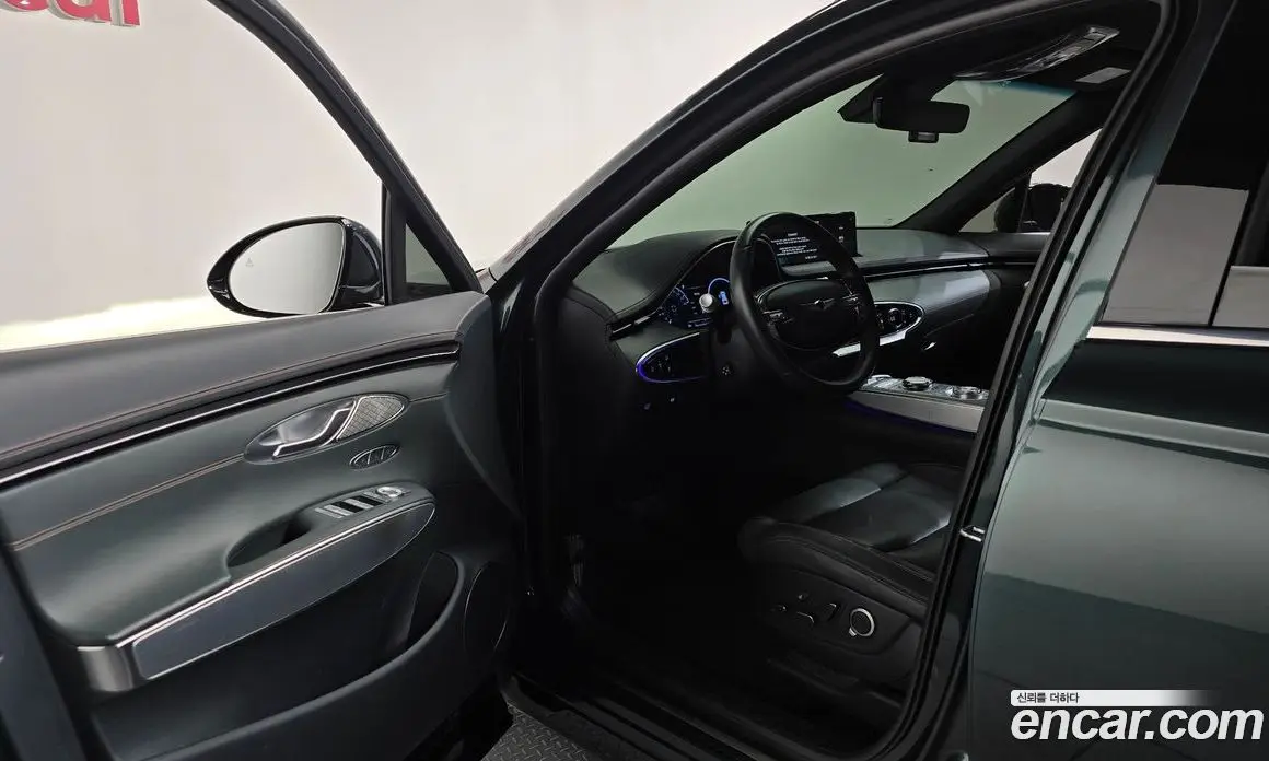 Genesis GV70 2021 2.2 автомат (гидро), фото 13 Genesis GV70 2021 2.2 автомат (гидро), фото 13