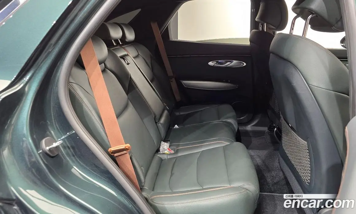 Genesis GV70 2021 2.2 автомат (гидро), фото 17 Genesis GV70 2021 2.2 автомат (гидро), фото 17