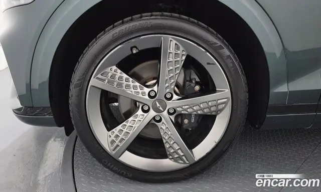Genesis GV70 2021 2.5 автомат (гидро), миниатюра 5