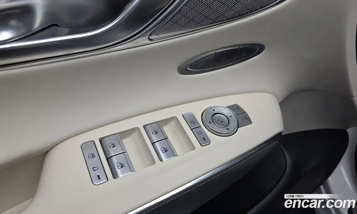 Genesis GV70 2022 0.1 автомат (гидро), фото 19