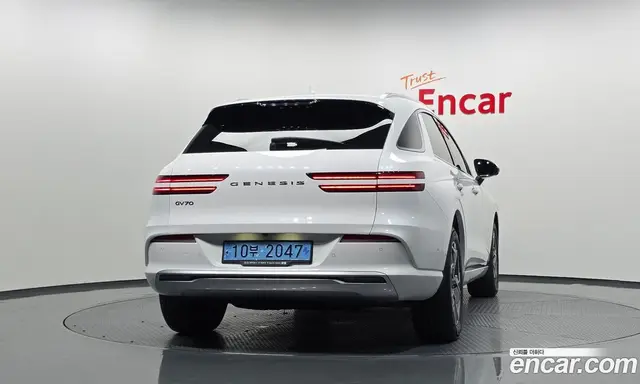 Genesis GV70 2022 0.1 автомат (гидро), миниатюра 4