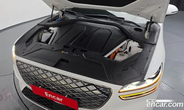 Genesis GV70 2022 0.1 автомат (гидро), миниатюра 6
