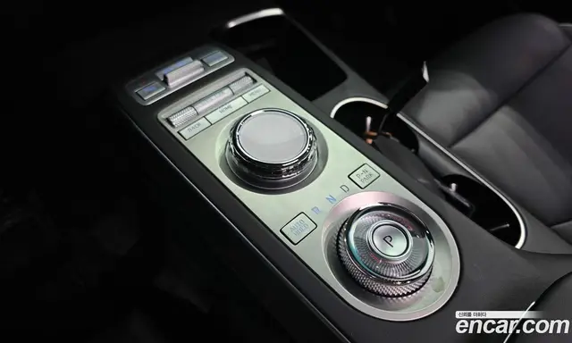 Genesis GV70 2023 2.5 автомат (гидро), миниатюра 12