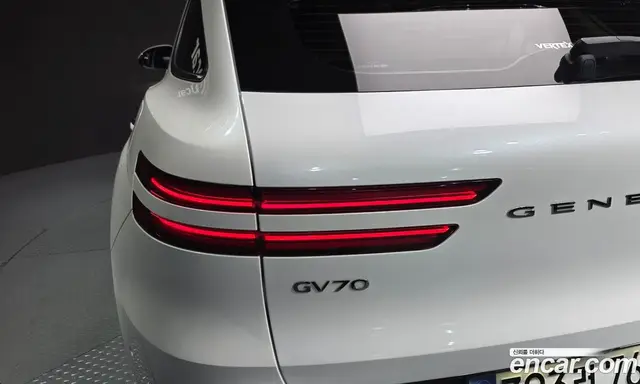 Genesis GV70 2023 2.5 автомат (гидро), миниатюра 9 Genesis GV70 2023 2.5 автомат (гидро), миниатюра 9