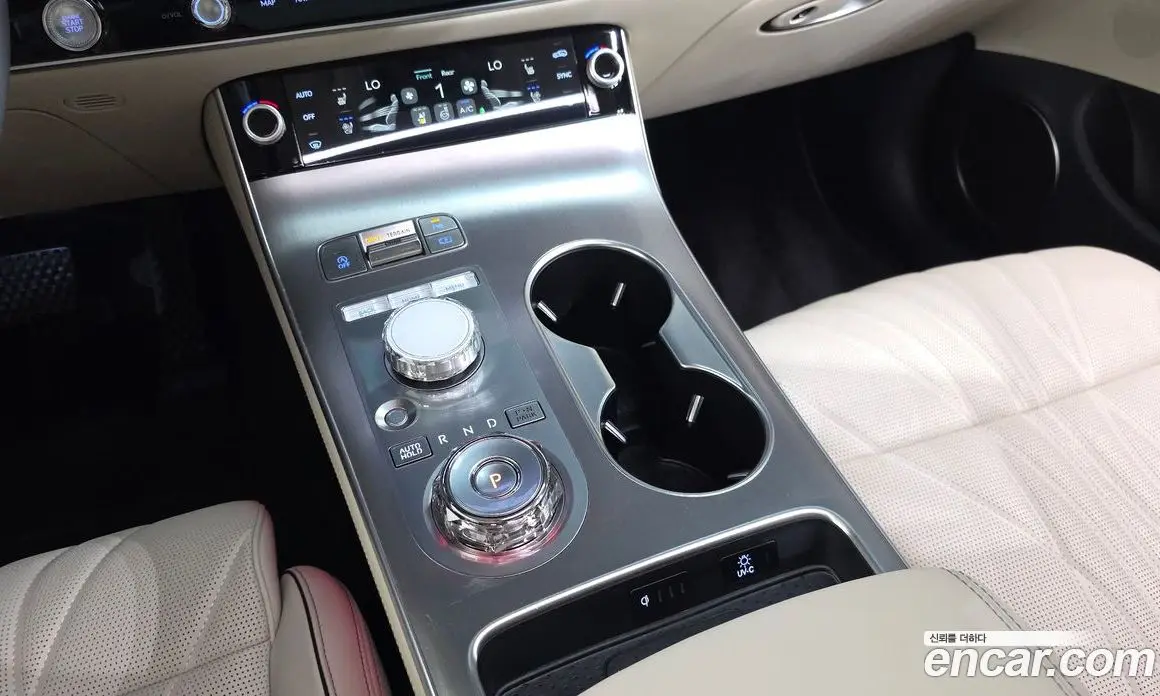 Genesis GV70 2024 2.5 автомат (гидро), фото 12