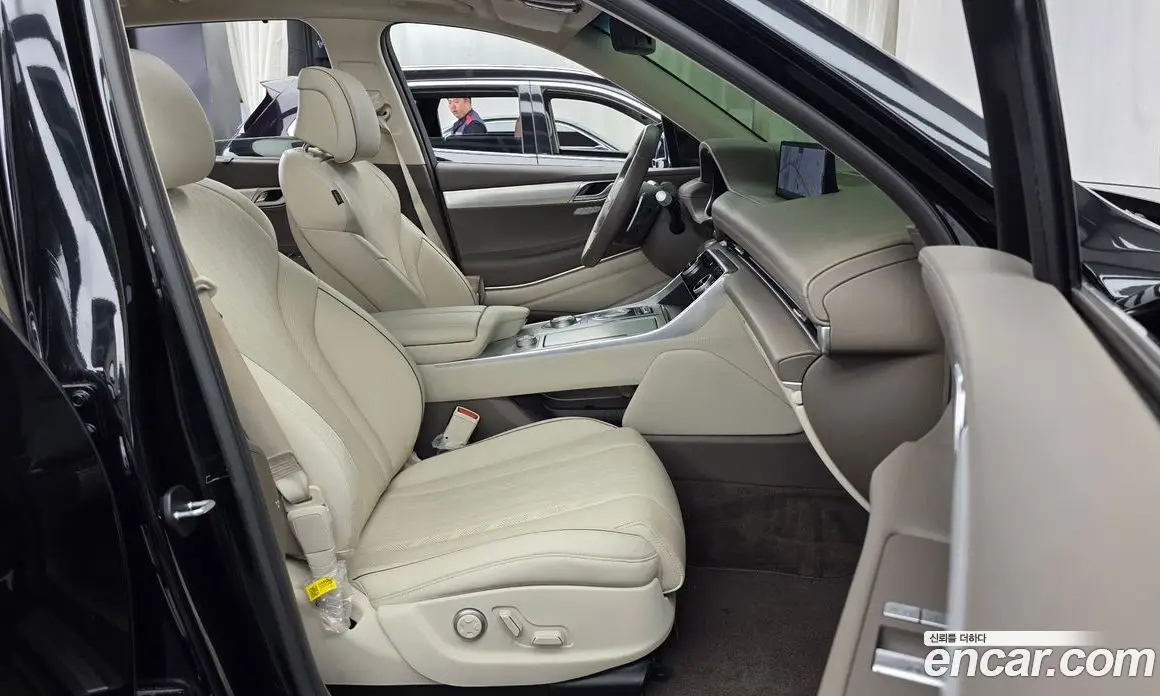 Genesis GV80 2020 2.5 автомат (гидро), фото 17 Genesis GV80 2020 2.5 автомат (гидро), фото 17