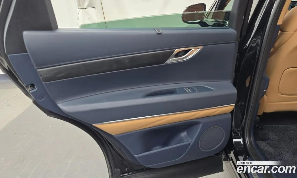 Genesis GV80 2023 2.5 автомат (гидро), фото 15 Genesis GV80 2023 2.5 автомат (гидро), фото 15
