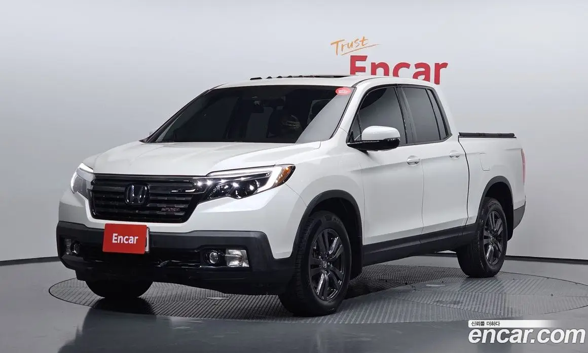 Honda Ridgeline 2017 3.5 автомат (гидро), фото 1 Honda Ridgeline 2017 3.5 автомат (гидро), фото 1