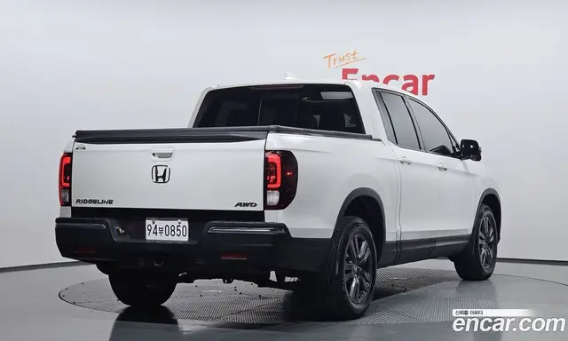 Honda Ridgeline 2017 3.5 автомат (гидро), миниатюра 2 Honda Ridgeline 2017 3.5 автомат (гидро), миниатюра 2