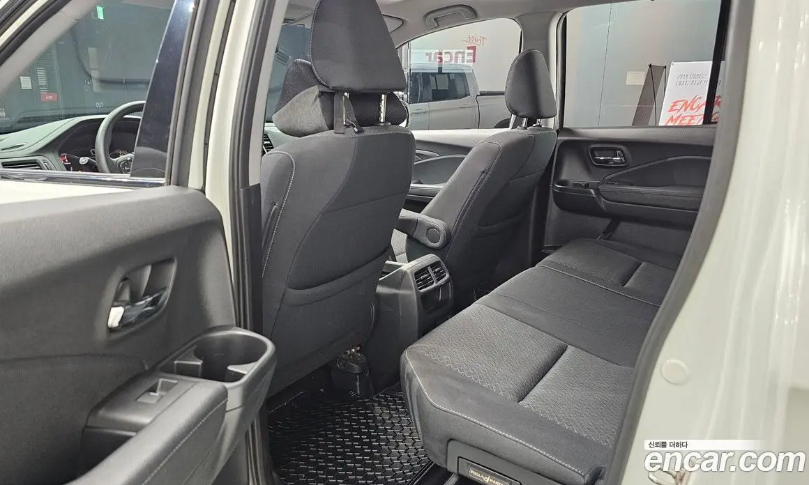 Honda Ridgeline 2017 3.5 автомат (гидро), фото 16 Honda Ridgeline 2017 3.5 автомат (гидро), фото 16