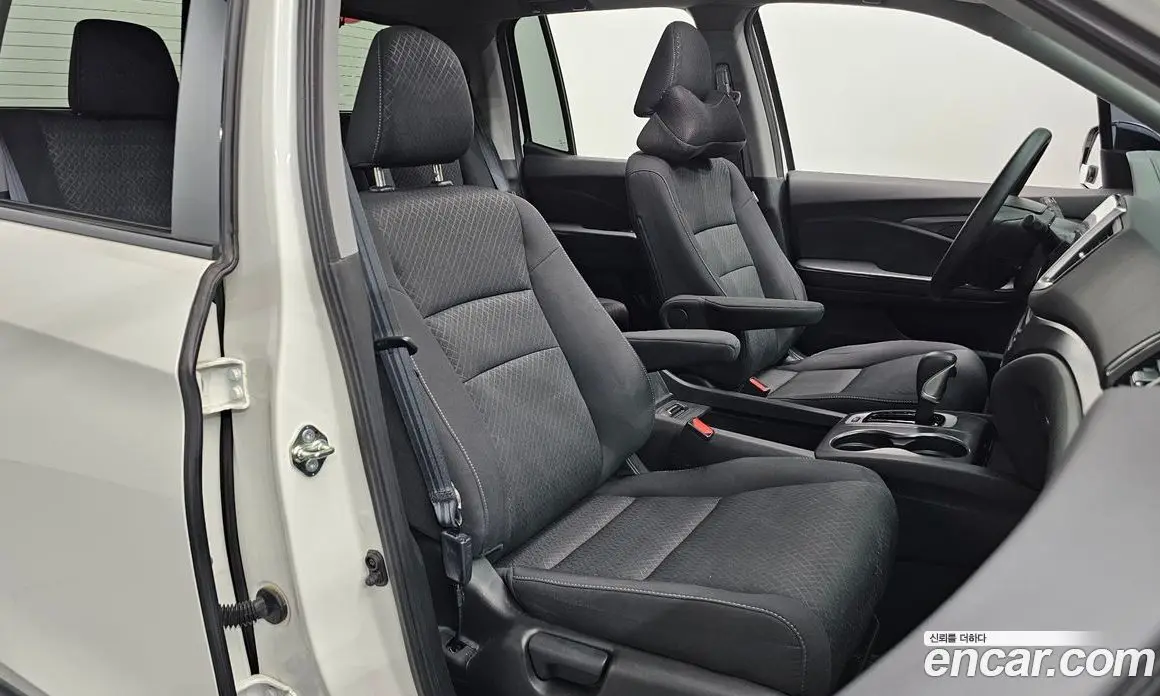 Honda Ridgeline 2017 3.5 автомат (гидро), фото 17 Honda Ridgeline 2017 3.5 автомат (гидро), фото 17
