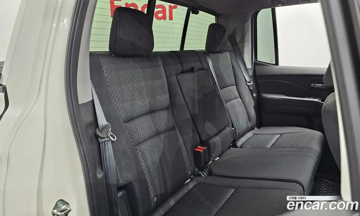 Honda Ridgeline 2017 3.5 автомат (гидро), фото 18 Honda Ridgeline 2017 3.5 автомат (гидро), фото 18