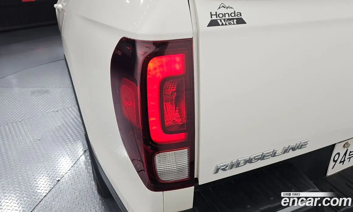 Honda Ridgeline 2017 3.5 автомат (гидро), фото 9 Honda Ridgeline 2017 3.5 автомат (гидро), фото 9