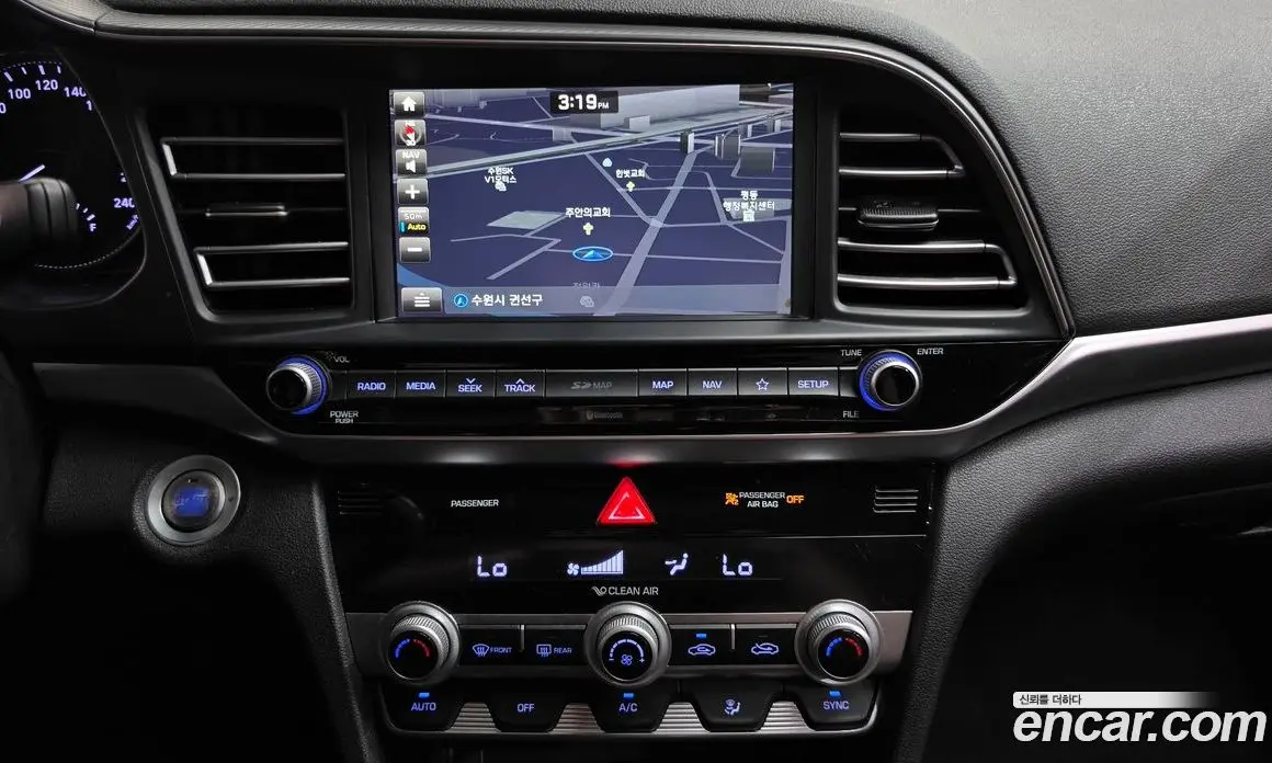 Hyundai Avante 2019 1.6 автомат (гидро), фото 18