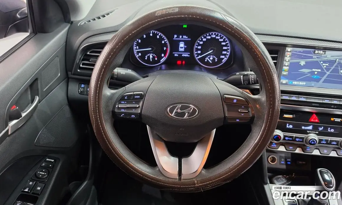 Hyundai Avante 2019 1.6 автомат (гидро), фото 19