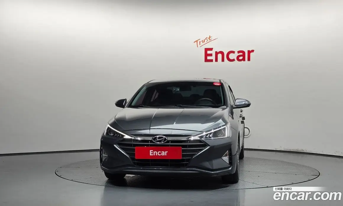 Hyundai Avante 2019 1.6 автомат (гидро), фото 3