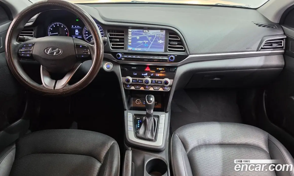 Hyundai Avante 2019 1.6 автомат (гидро), фото 10