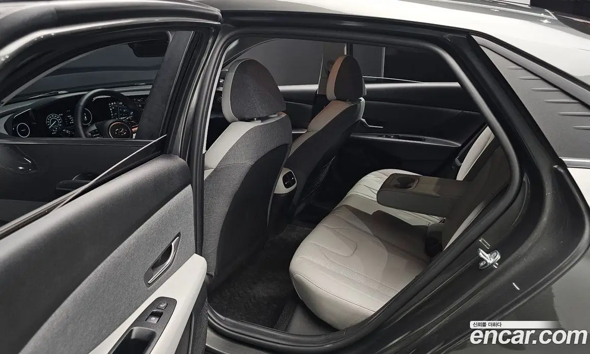 Hyundai Avante 2021 1.6 автомат (гидро), фото 17 Hyundai Avante 2021 1.6 автомат (гидро), фото 17