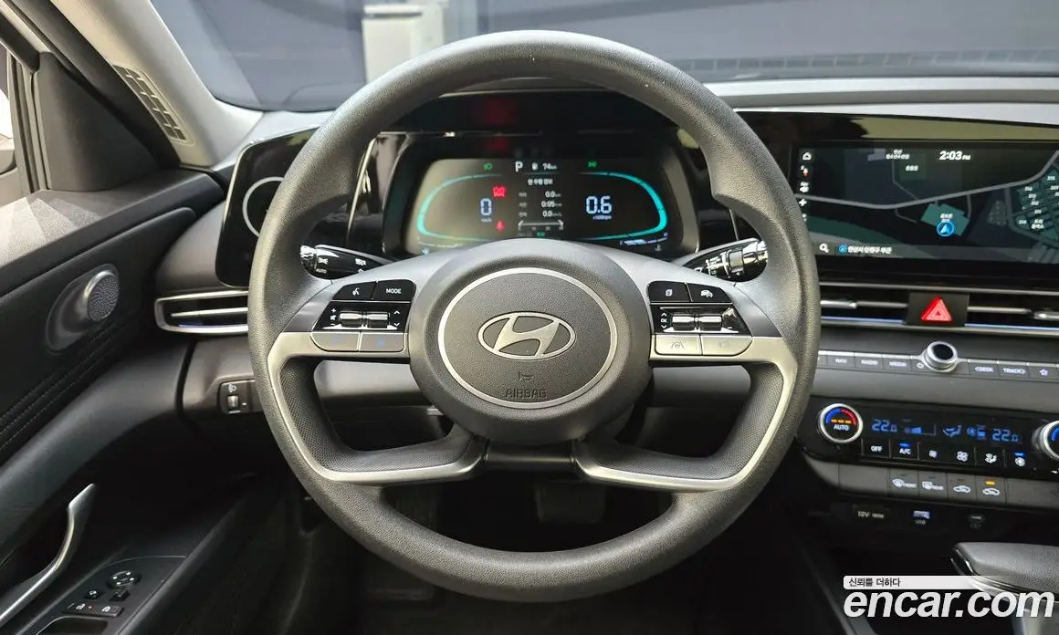 Hyundai Avante 2023 1.6 автомат (гидро), фото 18