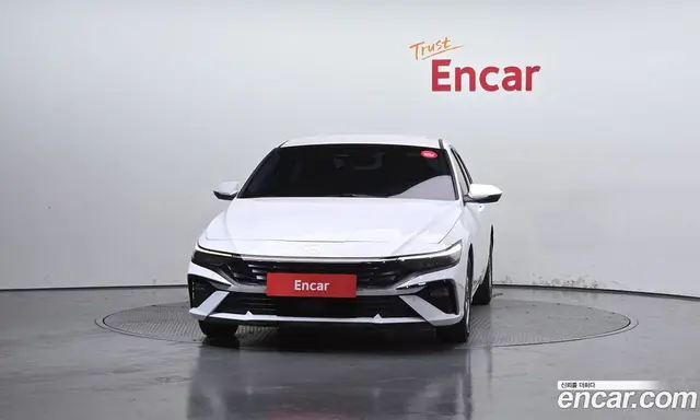 Hyundai Avante 2023 1.6 автомат (гидро), миниатюра 3