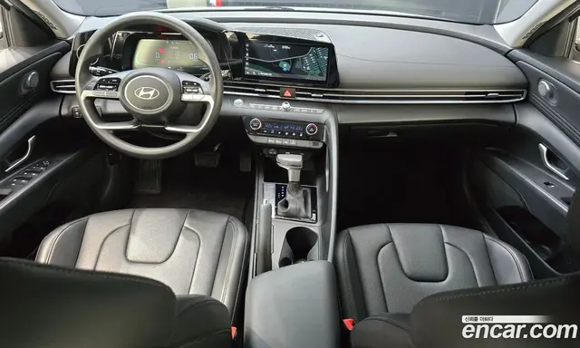 Hyundai Avante 2023 1.6 автомат (гидро), миниатюра 10