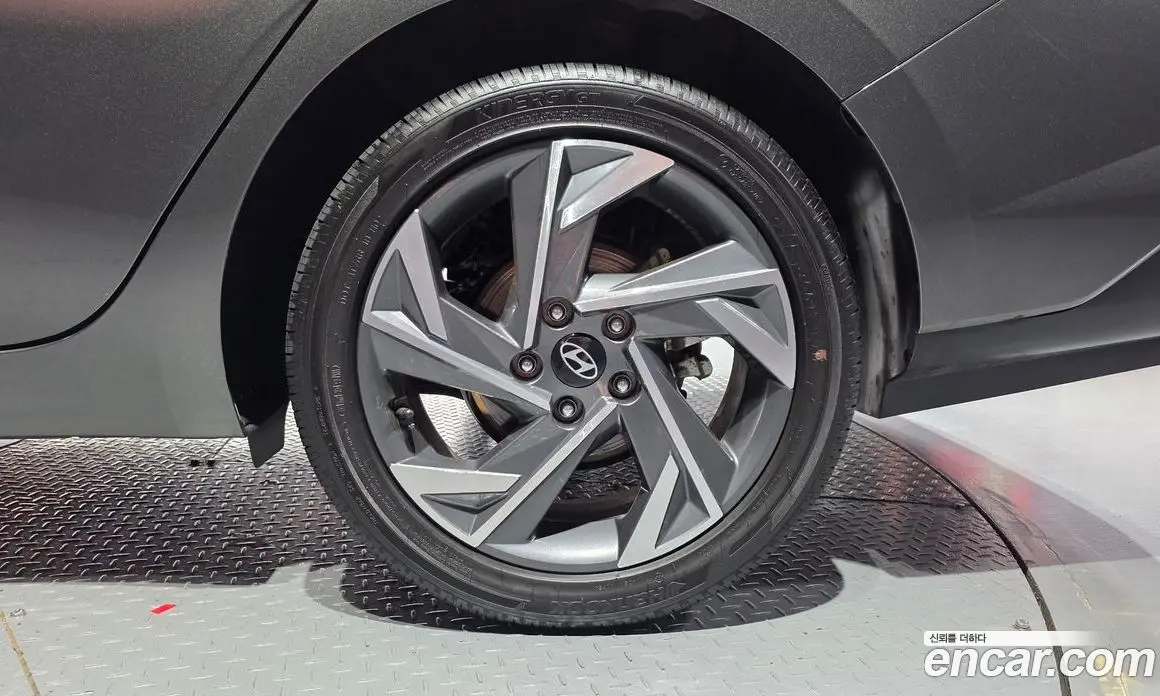 Hyundai Avante 2023 1.6 автомат (гидро), фото 7 Hyundai Avante 2023 1.6 автомат (гидро), фото 7