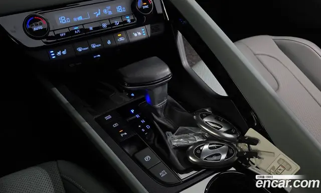 Hyundai Avante 2023 1.6 автомат (гидро), миниатюра 12