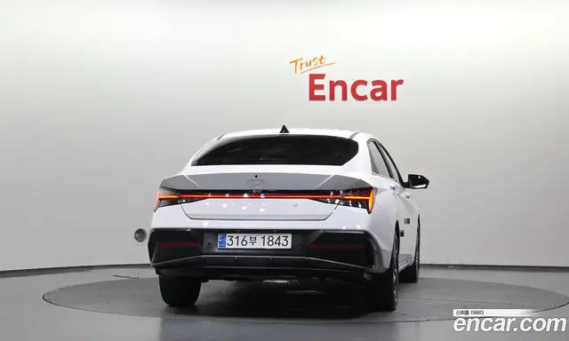 Hyundai Avante 2023 1.6 автомат (гидро), миниатюра 4